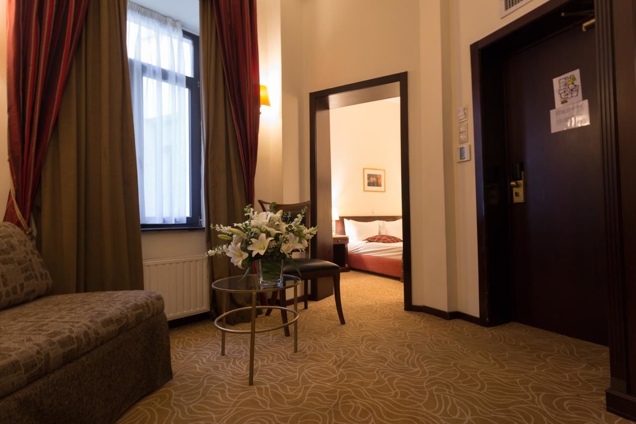 Отель Hotel Venezia by Zeus International Бухарест-30